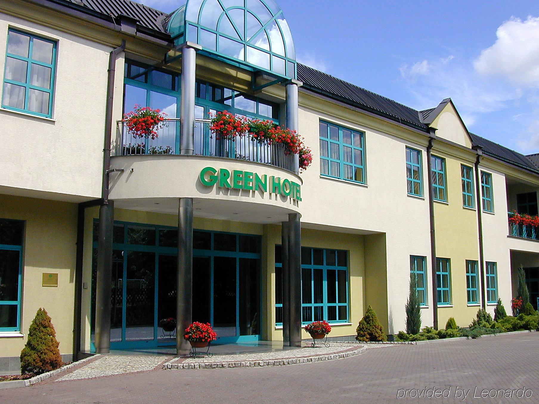 Green Hotel Komorniki  Exterior photo